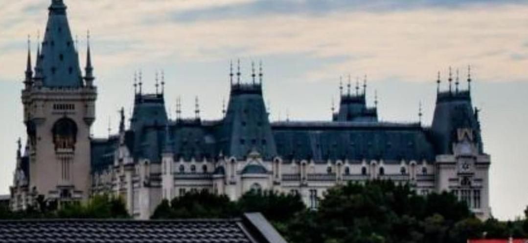 Hotel Ipsilanti ยาช ภายนอก รูปภาพ